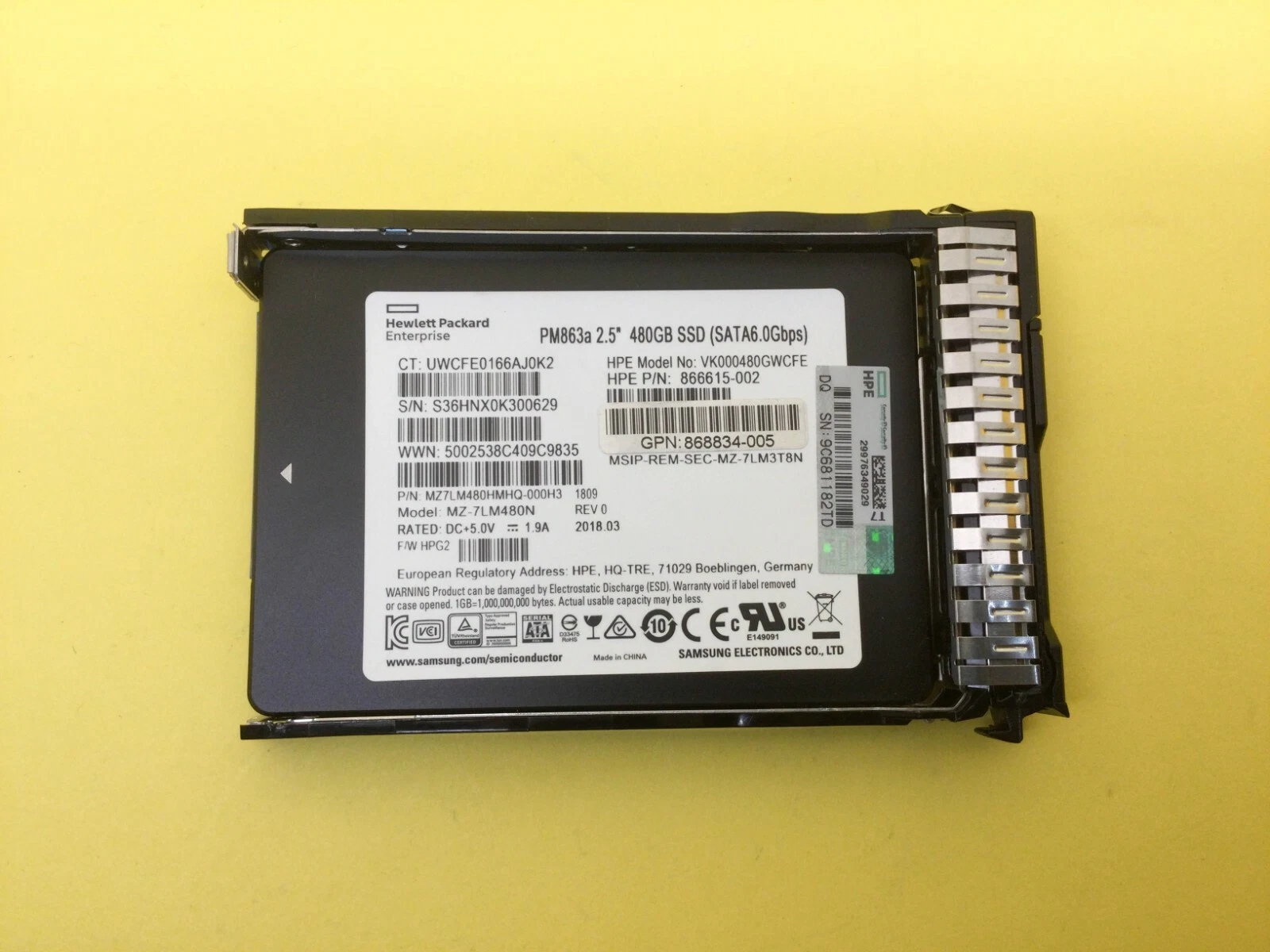 HPE 480GB SATA 6G Read Intensive SSD