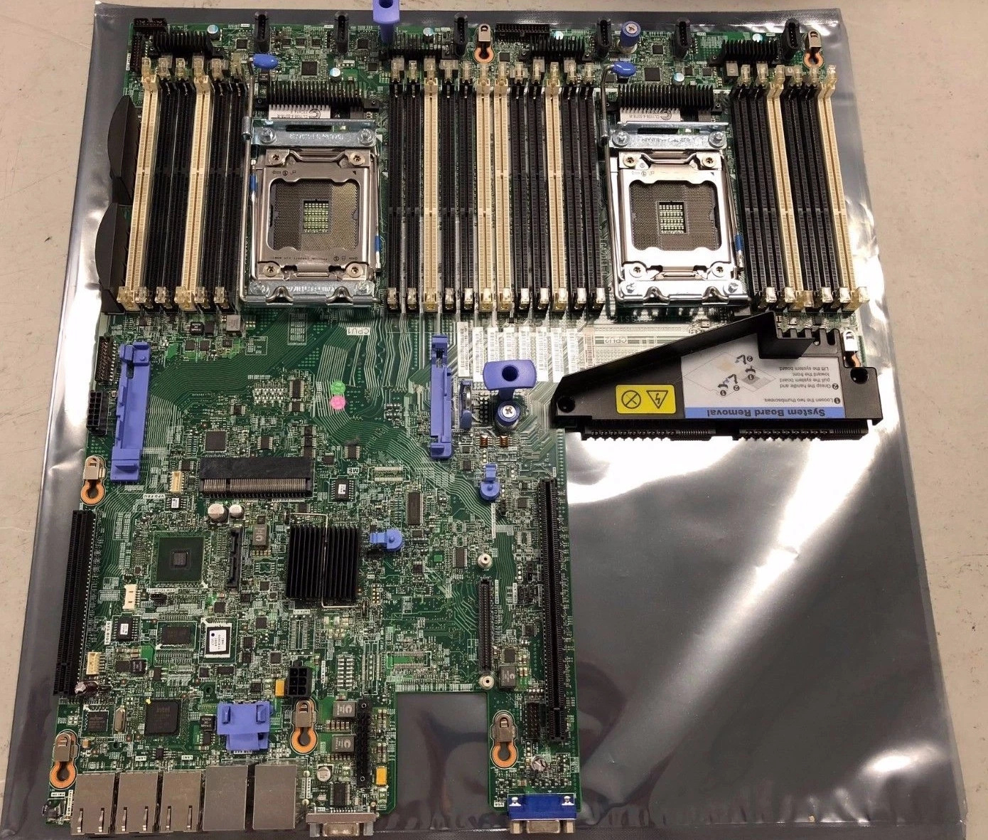IBM 00AM409 System Board for X3550 M4 IBM 00AM409 System Board for X3550 M4